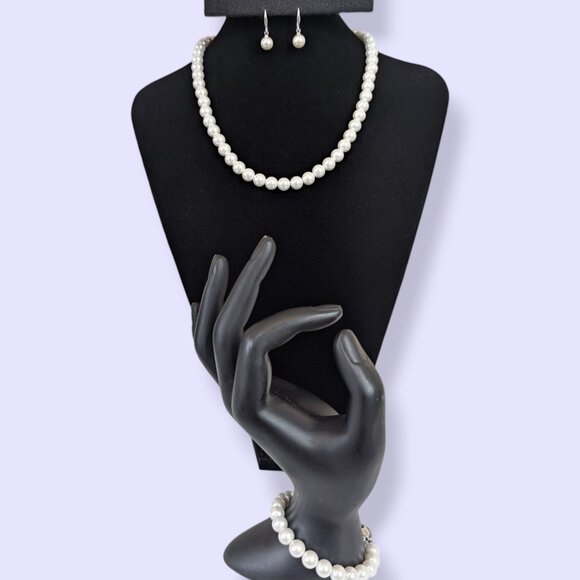 3pc Sterling Silver Faux Pearl Parure - Picture 2 of 9